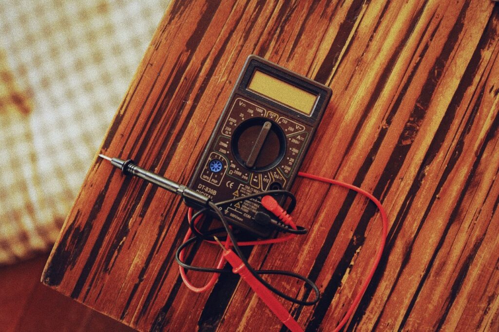 Digital Multimeter Voltage Tester